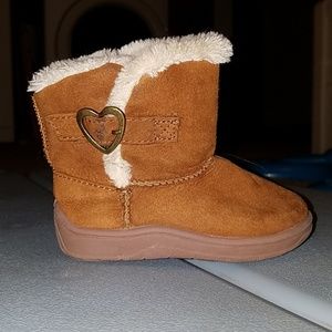 Tan fur boots size 5